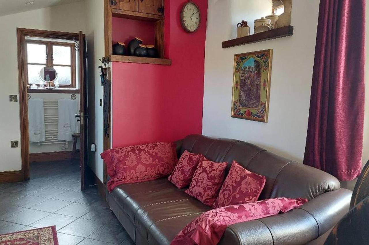 Peak District Cottage Set In 5 Acres Near Buxton Buxton  Esterno foto